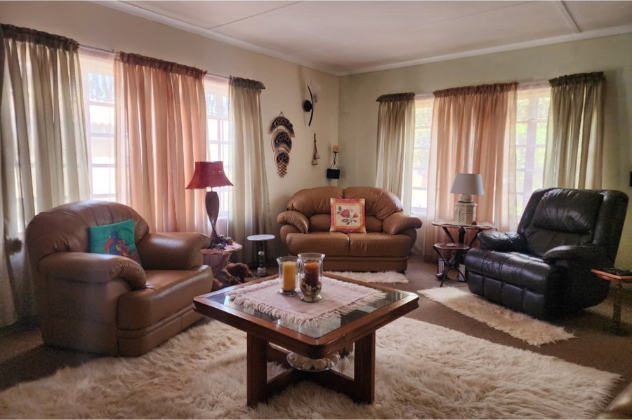 3 Bedroom Property for Sale in Noorsekloof Eastern Cape